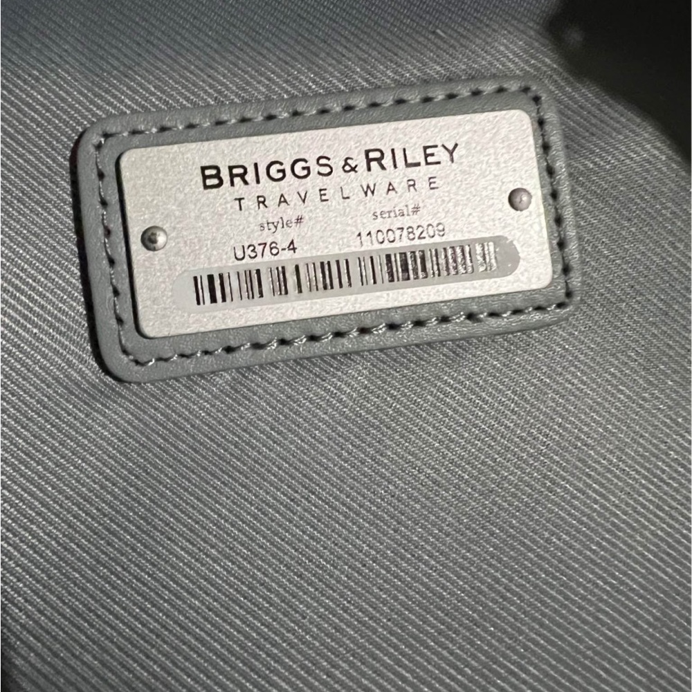 BRIGGS & RILEY BASELINE ROLLING GARMENT BAG - Picture 10 of 10